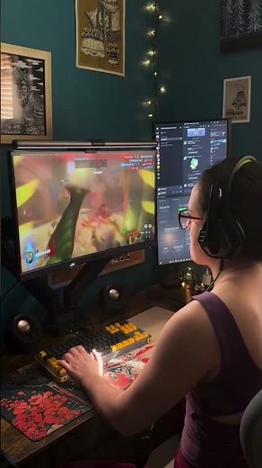 How to instantly level up a desk setup with a dual monitor mount 👀🖥️ #monitormount