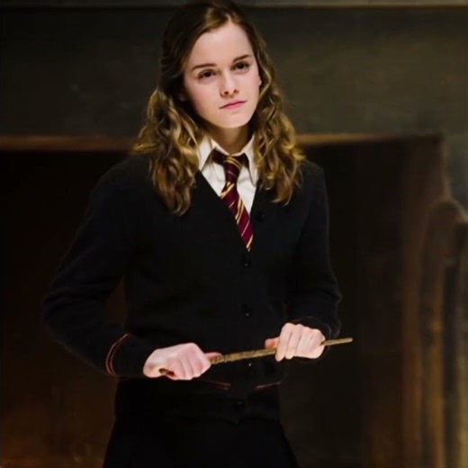 I think I’m in love with this trend or something— // #HARRYPOTTER ⚡️