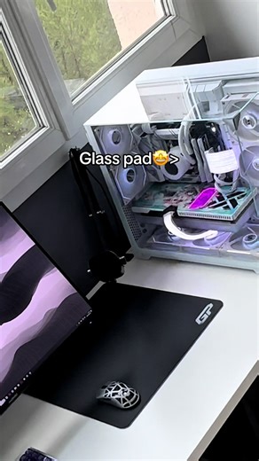 Experience the Unique Feel of a Glass Mouse Pad