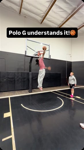 NBA Shooting Coach ( Chris Matthews ) on Instagram: "Polo G understands it! Three hours of training to master his game!🎯🏀 @polo.capalot - Passer: @andrewmox21 Trainer: ( @lethalshooter )"