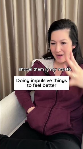 Signs of borderline personality disorder: identity disturbance