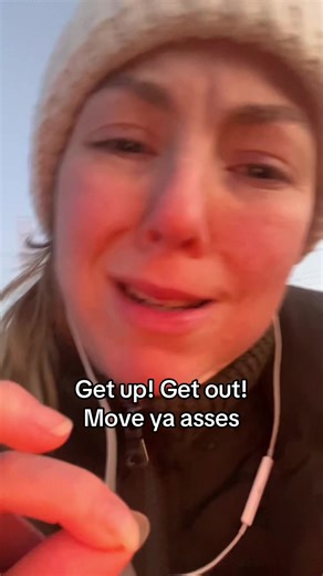 Emily (@askmeaboutmyhomebirth)’s videos with Yuletide Interlude - Joshua Tree National Failure