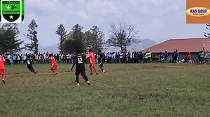 Nous revenons sur le match amical de loisir disputé hier dimanche 23 novembre sur le terrain de l’ITAV. L’AS Nyuki a remporté la rencontre 3 à 0 face au VC Socopeuple, dans un esprit de respect, de détente et de fair-play. Félicitations à l’organisateur Kas Gold Moto pour la bonne coordination de cette activité. Merci également aux joueurs et au public présent pour ce beau moment de sport partagé. L’AS Nyuki reste engagée à promouvoir un football de loisir sain, fraternel et accessible à tous. |