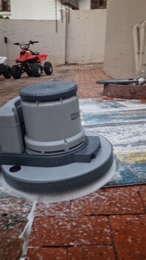 HOME & OFFICE DEEP CLEANING SERVICES We clean carpets, couches, chairs, mattresses & more! ✔ Carpets (all types) ✔ Sofas & chairs ✔ Mattresses ✔ Full house deep cleaning ✔ Office carpets & furniture ✔ Free pickup and drop off for loose carpets 📍 Johannesburg 💧 Professional process: rinse → scrub → extract 📲 Book Now: https://wa.me/27635708504 #springcleaning #upholsterycleaning #officecleaning #housecleaning | Stainz Cleaning