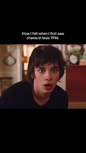 Tesis 1996: Un Viaje Nostálgico a la Película Clásica