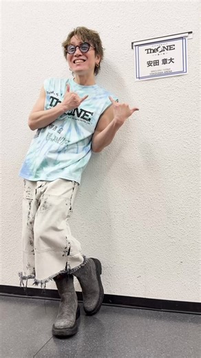 「アイドル音楽フェス The ONE ～一音一生～」安田章大（SUPER EIGHT）出演。5月1日〈DAY1〉公演より、「喝采」に乗せた舞台裏ムービーが公開。ライブの熱気と舞台裏を感じられる映像です。#安田章大#The_ONE#SUPER_EIGHT