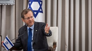 חצי שנה לאחר שהצטרפה להסכמי אברהם: הנשיא הרצוג ימריא לביקור רשמי בקזחסטן - i24NEWS