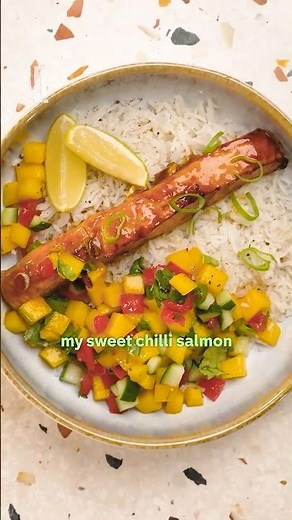 Sweet chilli salmon and mango salsa | #salmon #easyrecipe #mangosalsa #quickmeals
