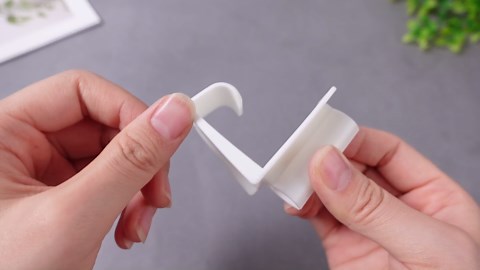 6 Pcs HV Shutter Holdback Clips for Accordion Shutters Heavy Duty Hurricane White Window Blind Clips for 1/2" Accordion Shutter Track Hold The Blind Panels Open