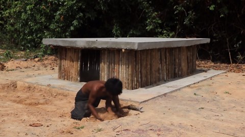 Building an Ancient Swimming Pool Around a Primitive Underground Home