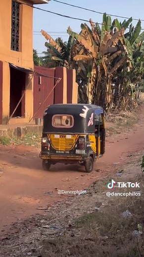 Stop running guys 🤣🤣#dancephilos #prank crew @Southey