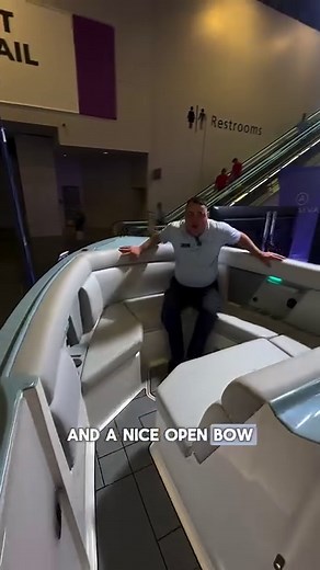 Experience the ultimate blend of luxury and sport with the AV28 by Aviara. Whether cruising through any condition or enjoying behind-the-boat adventures, the AV28 delivers unparalleled comfort and performance✨ SHOW SCHEDULE: FRIDAY (2/16): 10 AM - 7 PM SATURDAY (2/17): 10 AM - 7 PM SUNDAY (2/18): 10 AM - 5 PM | MarineMax Pompano Beach