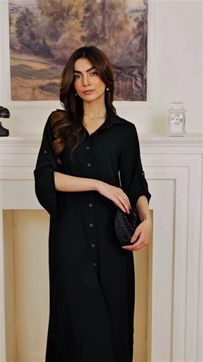 Black Stylish Outfit for Women | Minimal Chic by LAROPA