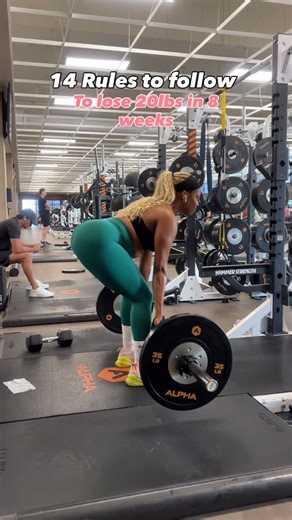 Deja D. Lewis - Fitness For Women on Instagram: "14 Rules to Lose 20lbs in 8 Weeks 👏🏽 Not easy, but it’s simple. Stick to these for the next 8 weeks and WATCH how much your body changes 👀👇🏽 1. Protein with every meal. Non-negotiable. Aim for atleast 100g+ a day. 2. No liquid calories. Yes, that includes the fancy lattes and sugary cocktails. 3. Strength train at least 4x a week. Dumbbells > endless cardio. 4. Walk daily. 8K–10K steps adds up FAST. 5. Meal 