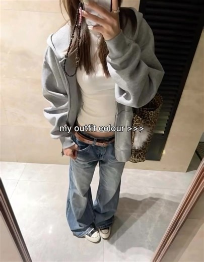 Stylish Dark Color Outfits for a Boyish Look