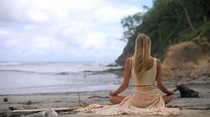 ［boho beautiful］15 Min Guided Meditation for Positivity | Raise Your Vibration