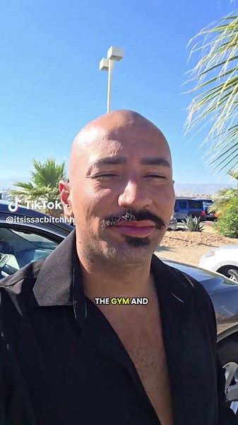 This daddy had me feeling hot during my cold shower hahaha #gay #gaytiktok #gaybear #lgbtq #lgbtqia