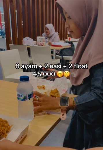 cara pesan : 1. pencet tag lokasiku 2. pilih pesanan dan bayar 3. akan muncul barcode 4. tukar barcode ke outlet nya selesai deh, pesen ditag lokasi aku lebih hemat dan pesennya gampang lagi anti ribet🤗 #ayamgoreng #kfc #suzuya #discon #tiktokgo