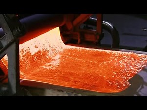 Watch how sand turns into glass in the factory! Even the Pope was amazed by this miracle!