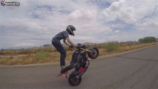 Tutorial on the foot drag wheelie style where the boot touches the pavement mid-ride