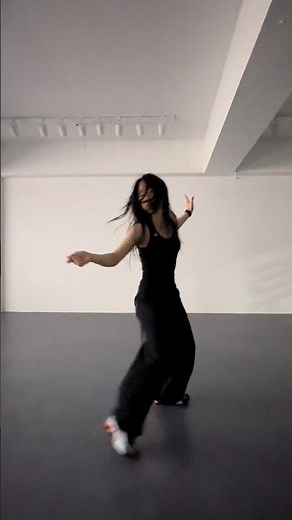 Rym - 10 count | dance trend