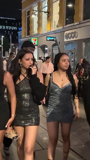 18K views · 305 reactions | . . . . . . . #weekend #NightlifeCommunity #nightoutuk #nightlifeevents #NightlifeVibes #britishbeauty #partyinuk #reelsviralfb #NightLifeCulture #nightlifeguide #BritishBeauty #NightlifeFun | Night Life With Camera | Facebook