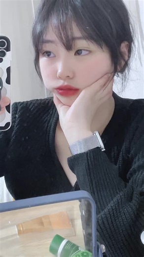 다이어트 부작용 튼살 다 있어요 있잖아요 어제 아빠가 제 배를 보시더니 참 많이 울더라구요 옷을 샀는데 잘 맞았지만 늘어진 배가 보여서 버렸어요 저는 이제 어떻게 해야 할까요? 다이어트를 하면 다 끝날줄 알았는데 아니였어요 이젠 다 끝내고 싶어요