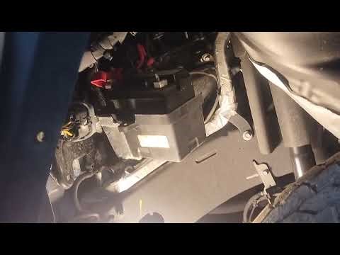 Jeep wrangler battery keeps dying overnight the auxiliary battery is killing it