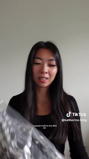 Loving my new cozy winter jacket from Noize and the best part is that they’re a vegan and sustainable brand based in Canada! #noizemakers @NOIZE