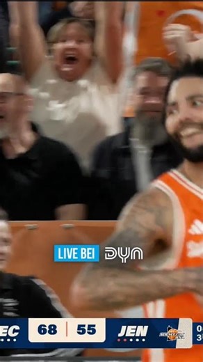 Alonzo Verge Jr. with the magic assist 🪄