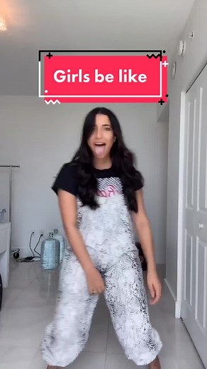 No shame in my high waisted game 👏🏼🙌 #DeliveryHeroes #LittleBitFancy #comedy #funny #over30 #over25