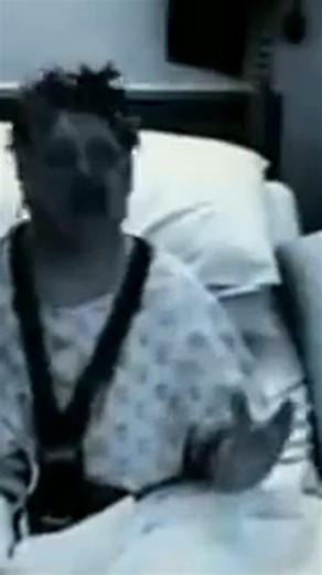 Sidharth Singh on Instagram: "What if you cannot control your hand - Alien Hand Syndrome 😐 . . #alienhandsyndrome #scary #scarystories #disorder #creepy #truestory #horrorstory"