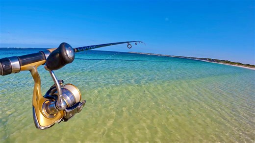 Exploring clean Australian beaches - finding new fishing paradise
