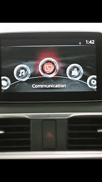 2017 Mazda 3 info screen removal