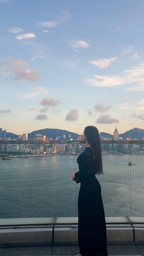 Intense Ab Workout Routine 🔥 1️⃣ Reverse Crunch - 20 reps 2️⃣ Double Crunch - 20 reps 3️⃣ Heel Touches - 20 reps 4️⃣ Toe Touches - 15 reps Perform these exercises in a circuit, one after the other with no rest in between. Feel free to do anywhere from 1 to 4 rounds based on your fitness level. Remember, abs are made in the kitchen! A balanced diet is key to seeing the best results. Stay consistent with your workouts and nutrition for optimal progress. #AbWorkout #FitnessRoutine #CoreTraining #R