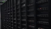 Des serveurs comme ceux-ci sont utilisés pour le cloud computing, un...