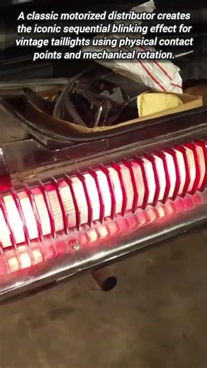 How Classic Cars Used Mechanical Motors For Sequential Signals