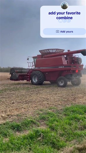 Case IH 2188 combine harvesting soy beans #Harvest #International #Tractor #JohnDeere #Farming ￼