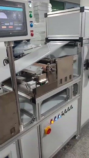 Comma blade and gravure roll dual coating heads multifunctional coating machine