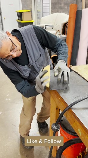 Guido working his skills on the last few pieces of the Hot Rod interior. #discoveryplus #downeysdreamcars #gcdautostudio #carbuilder #carshow #customcars #handcrafted #handcrafted #musclecar #musclecars #whoa #hbomax #restomod #craftsman #skills