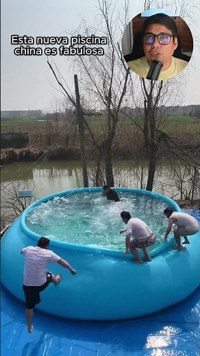 This Chinese swimming pool is a summer sensation!
