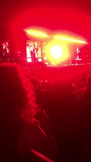 This AC/DC concert last night