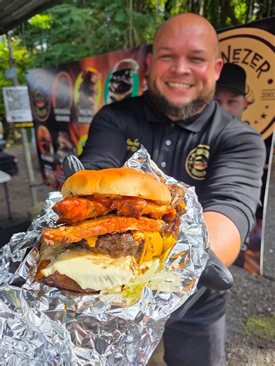 El Pechu Burger 🍔🐔 No 1 Ni 2 son 4 Pechugas 8oz de Hamburger.. desde 6 am.. Gigante y Sabroso ❤️🇵🇷 Olvidate de los Fast Foods !! | Puerto Rico desde el Aire