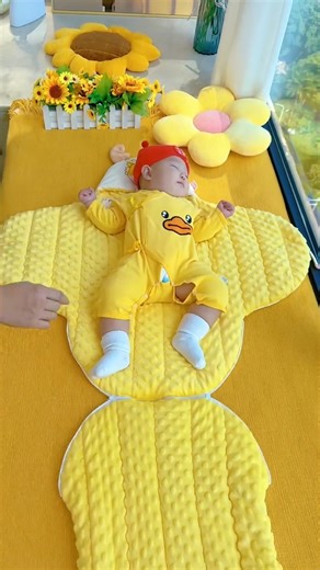 MUST-HAVE Baby Wrap Hack 2025 👶✨ | Cozy, Cute & Sleep-Ready in Seconds! #shorts