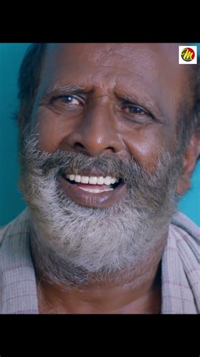 अरे ये तो पूरा कला काजर की तरह लग रहा ‪@mmovies278‬