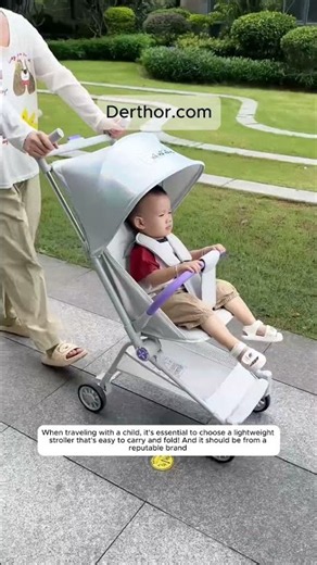 When traveling with a child, it's essential to choose a lightweight stroller that's easy to