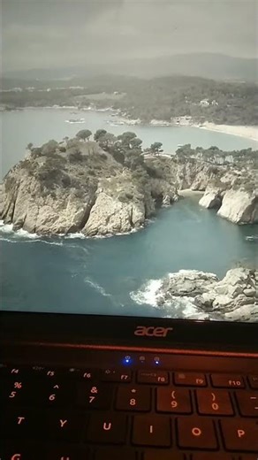 Natural forest, mountain, sea Arset Sevupo က တိုက်ရိုက်လွှင့်နေသည်။