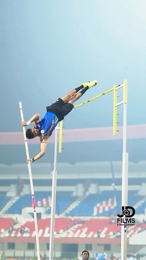 438K views · 14K reactions | Rising above the limits! 賂⚡ Aman Singh vaults to a brilliant silver medal in Pole Vault at the 40th National Junior Athletics Championships 2025, Kalinga Stadium, Bhubaneswar (Odisha), held from 10–14 October 2025. A true display of strength, focus, and determination! ✨ #PoleVault #SilverMedallist #NationalJuniorChampionships #AmanSingh #ProudMoment | Montu Singh | Facebook
