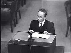 Ben Ferencz and the Einsatzgruppen Case | Holocaust Encyclopedia