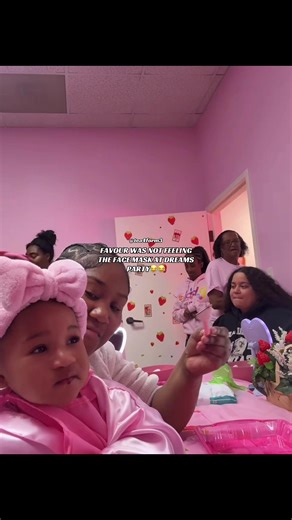 favour said she only use underneath skincare 😭 #titaylor #trinitytaylor #mommanpoppataylor #dayshataylor #taylorgirlz